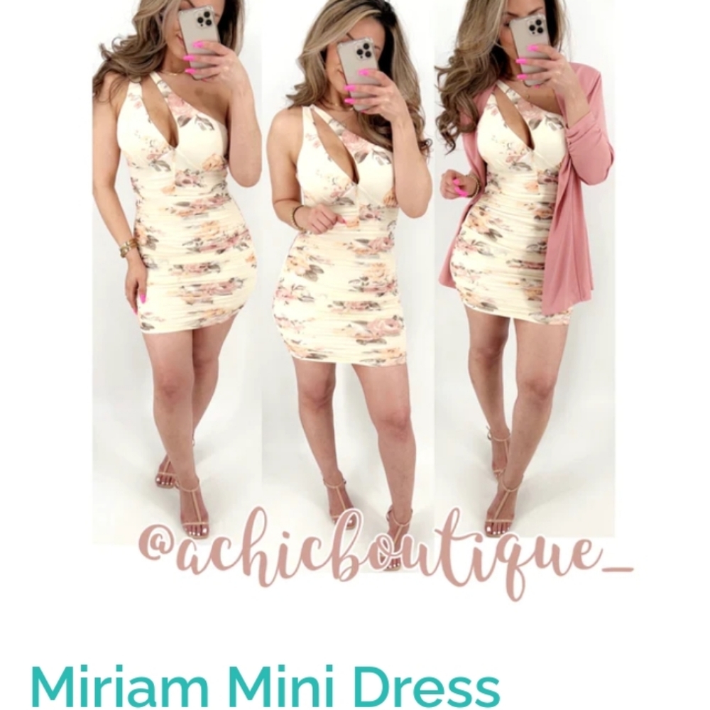 Privy Floral Mini dress size medium